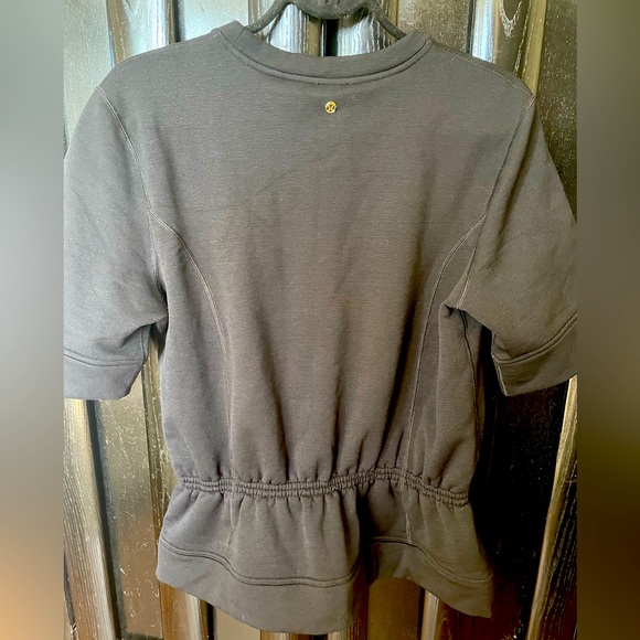 Lululemon Athletica Peplum Pullover Black Sweatshirt Top Womens - Picture 5 of 6